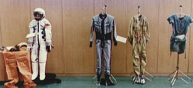 Bitchin' Randy Handiland displaying his styles